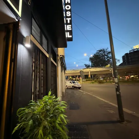 Hostal Monkey *