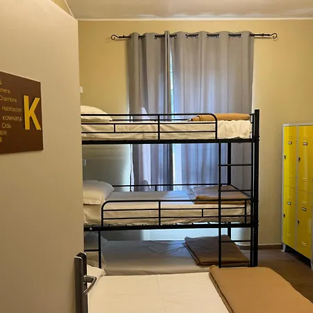 Hostal Monkey *