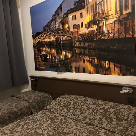 Monkey Hostel Milano *