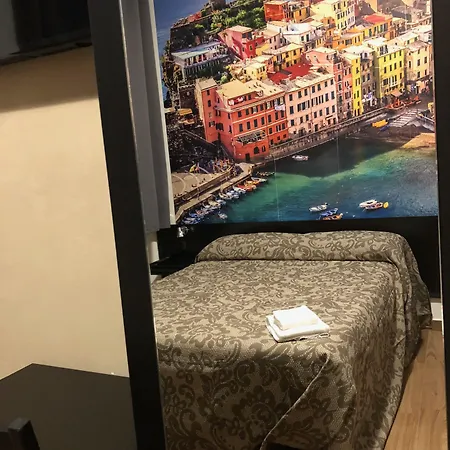 Monkey Hostel Milano Szálloda