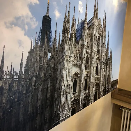 Monkey Hostel Milano Szálloda *